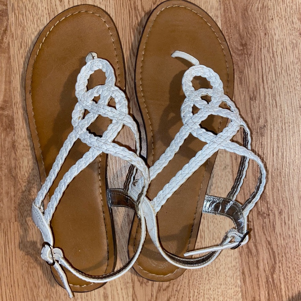 CUTE SANDALS